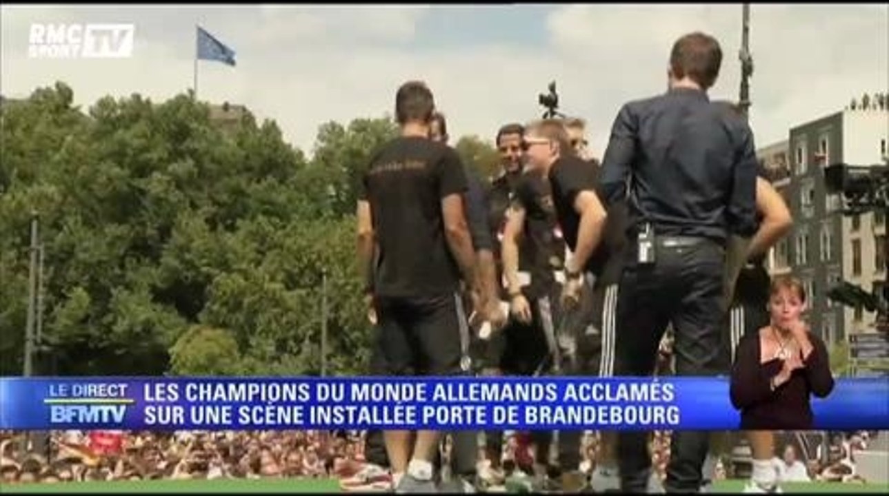 Football / Les champions du monde allemands font fête avec leurs supporters - 15/07