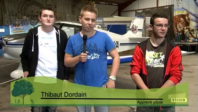 Passage du brevet d'initiation aéronautique.