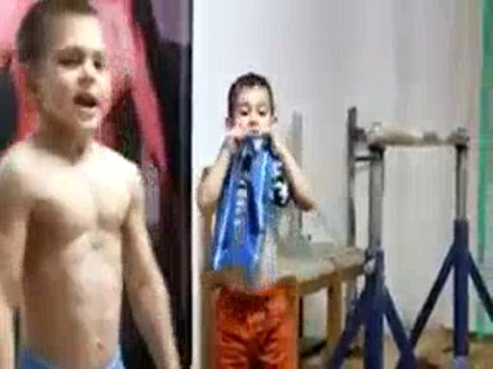 Childrens_Have_A_Six_Pack)