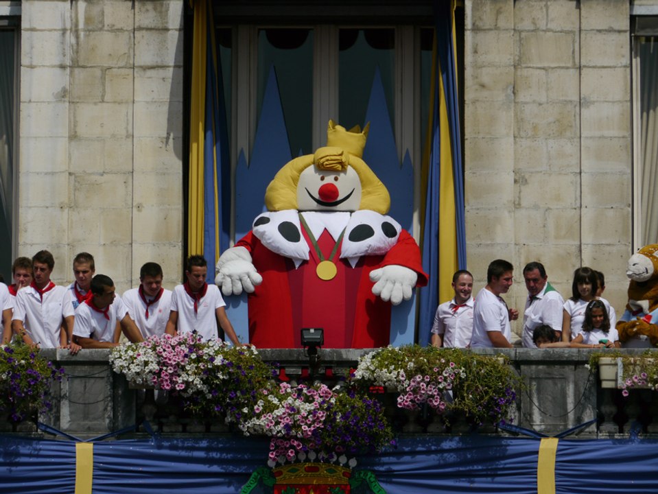 le réveil du Roi Léon aux Fêtes de Bayonne