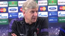 Wenger gets angry with reporters