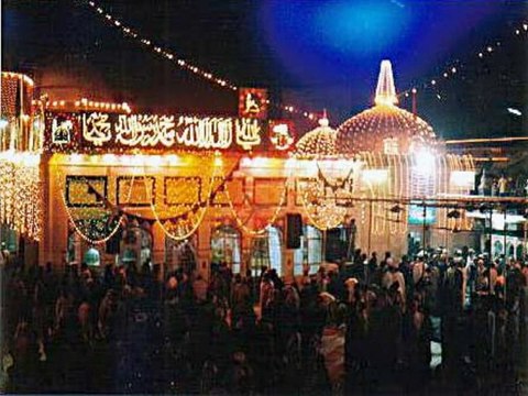 Ganj e Shakar (r.a) Di Main Diwani - Allama Nazir Ahmed Chishti (Qawwal) Upload By: Asad Ali Chishti