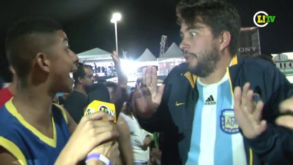 Que zoeira! Brasileiros cercam argentino e não perdoam hermano