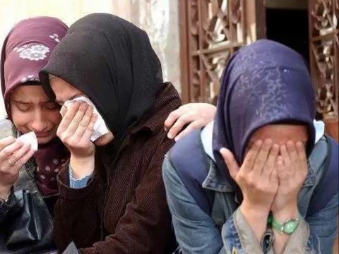 Çok Güzel İlahi Mısırlı Şehit Esma