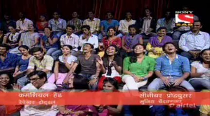 Tu Mere Agal Bagal Hai - 14th July 2014 pt1
