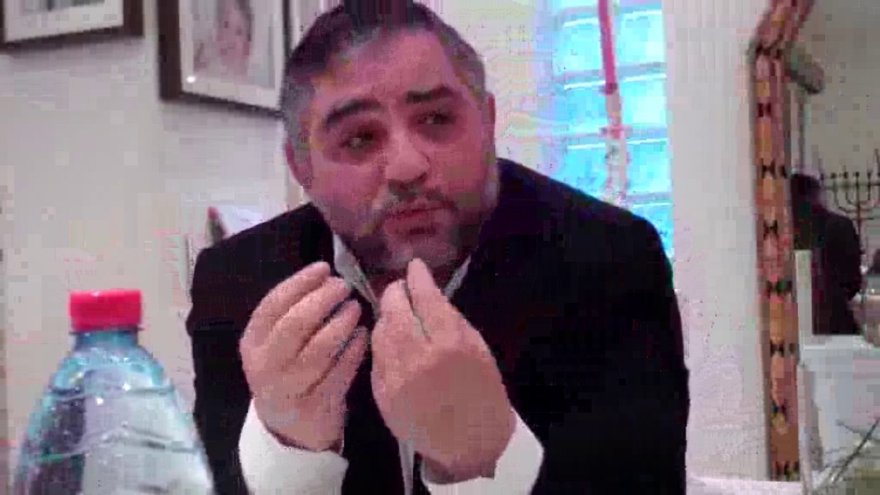 DIEU EST IL ILLIMITE?