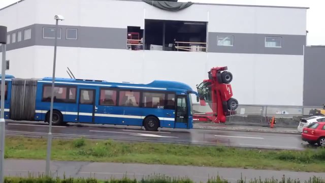 İstinye Kiralık Forklift Kiralama 0530 931 85 40