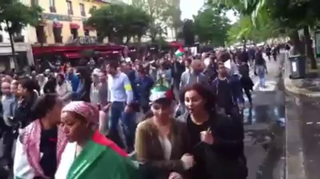 ফ্রান্সের বিভিন্ন স্থান থেকে মিশিল নিয়ে