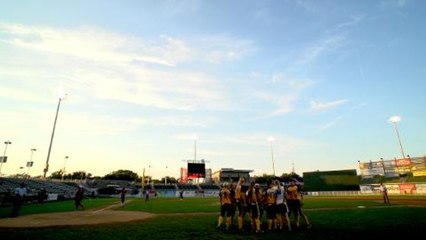 Notes from All Over - Throw Like a Girl: The Comets