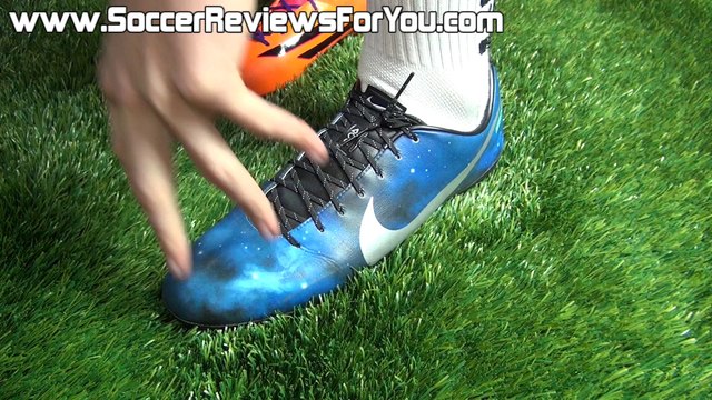 Nike Mercurial Vapor 9 VS Adidas F50 adizero miCoach 3 2014 - Comparison + Review