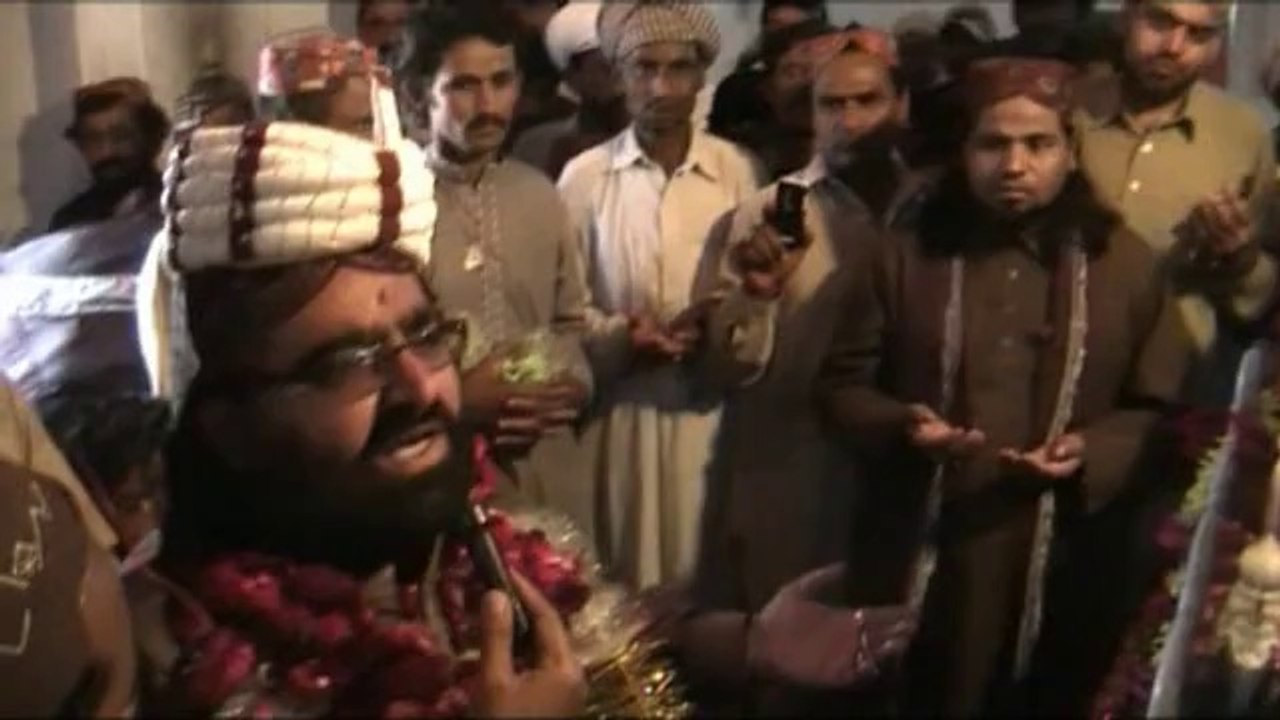 15 Urs Sakhi Shehensha 2014 Chadar Poshi Wa Dua