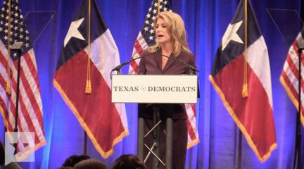Wendy Davis: &apos;If [Abbott] were your lawyer, you would fire him&apos;