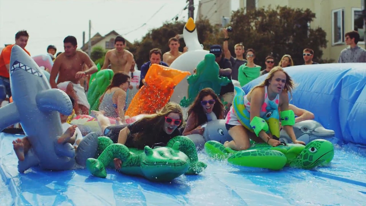 Urban Surfing down streets of San Francisco! - Bear Naked!
