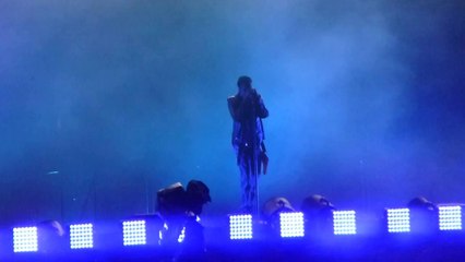 Beyonce & Jay-Z: ON THE RUN 10 of 12