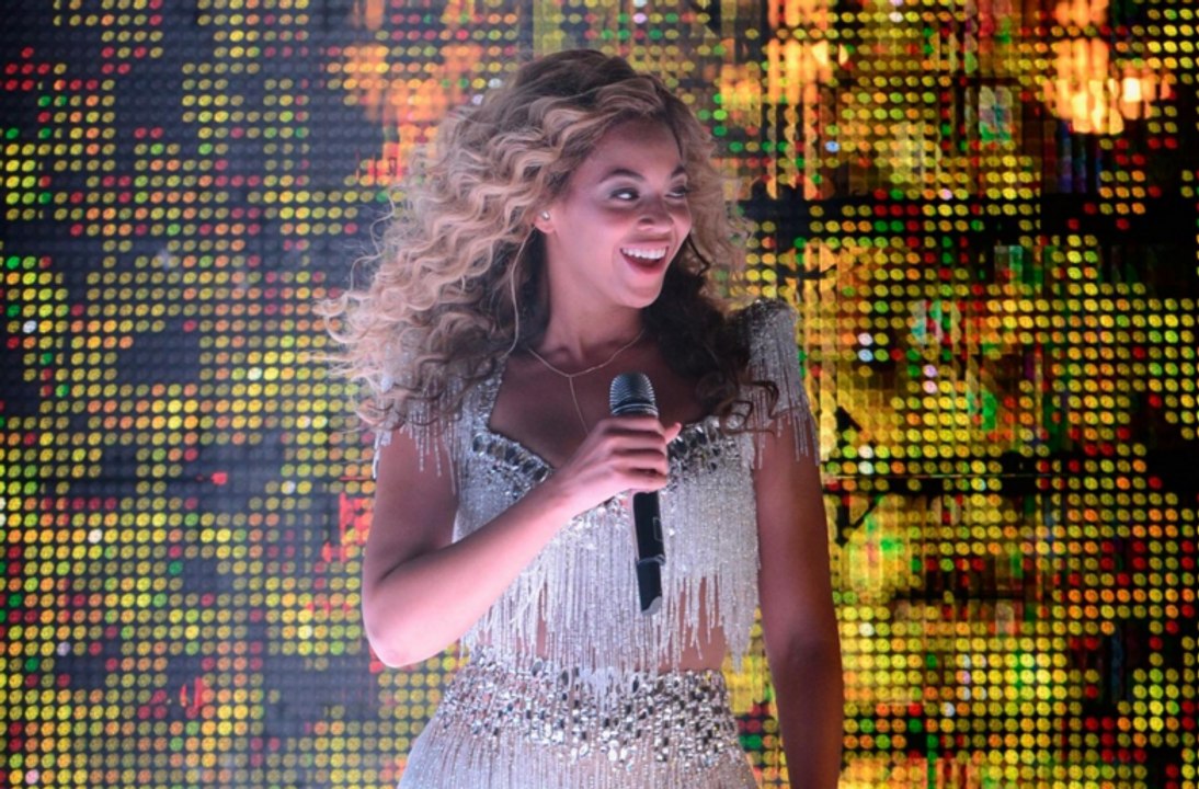 Beyoncé - Get Me Bodied/Baby Boy/Crazy In Love/Diva(Live in Atlantic City/ Revel)