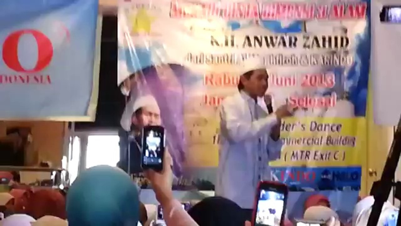 Pengajian KH.Anwar Zahid - Meraih Cinta Dimensi 3 Alam