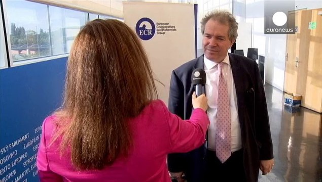 Los Veintiocho discuten este miércoles en Bruselas quien acompañará a Juncker en el Ejecutivo comunitario