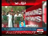 Load-shedding: K-P govt protesters break into WAPDA House in Peshawar