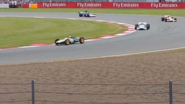 Evolution of Formula One and race cars during the same race!