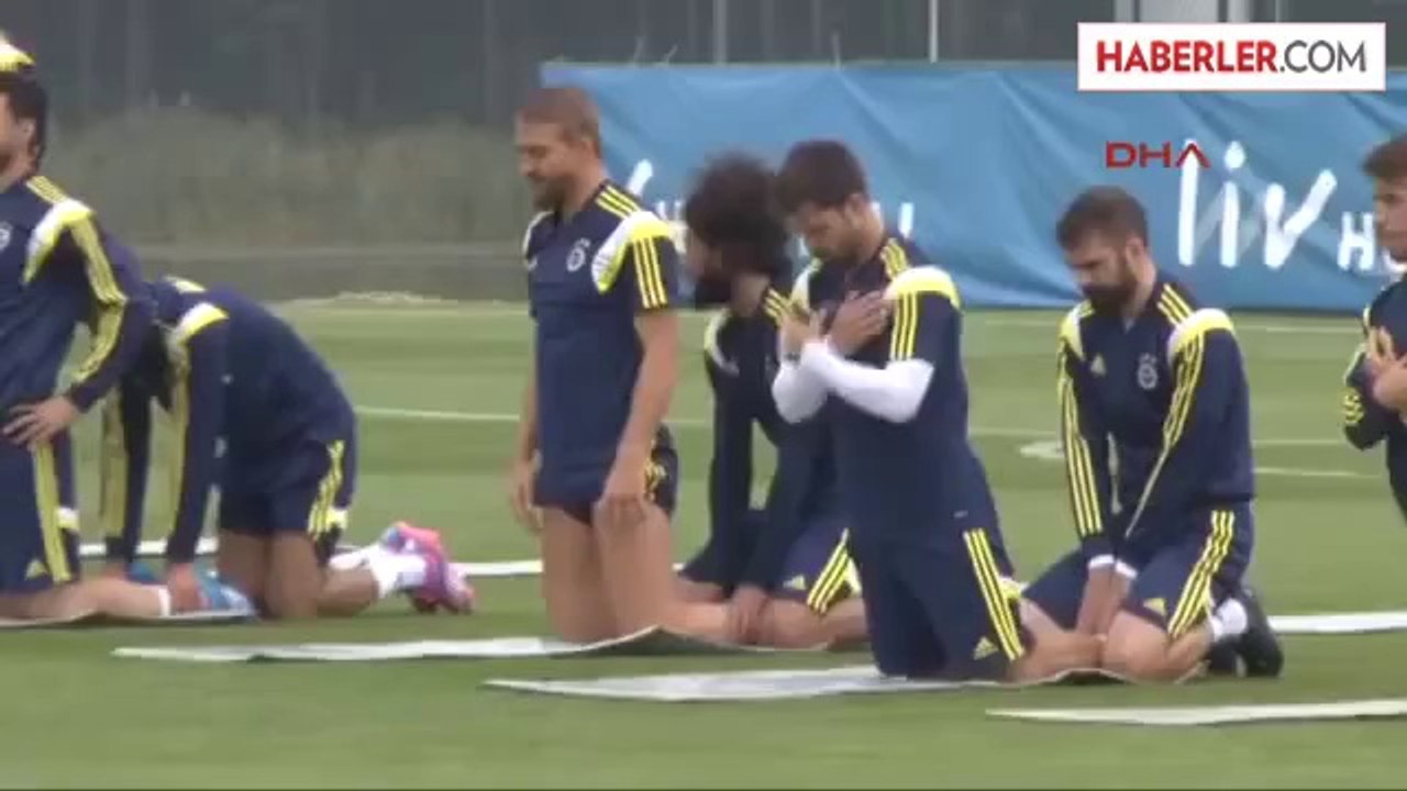 Fenerbahçe Topuk Yaylası'ndaki Kampın İkinci Günündeki İlk Çalışmasını Yaptı