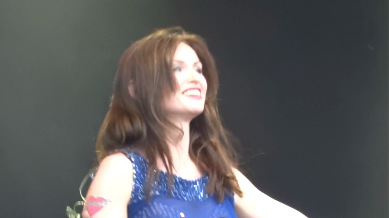 Sophie Ellis-Bextor - Murder on The Dancefloor @ T in The Park 12/07/14