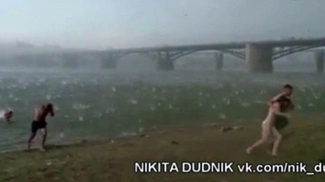 Russie : violente tempête de grêle