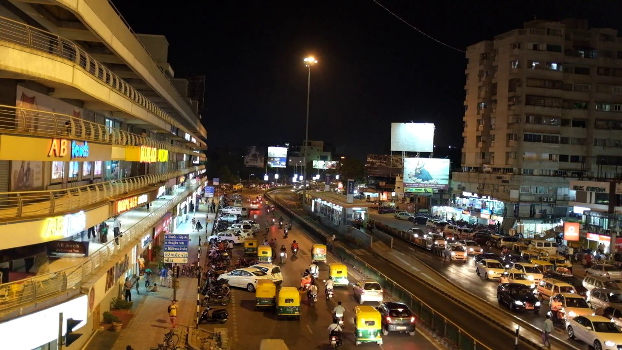 Shivranjani Cross Road 9th June 2013 (India)