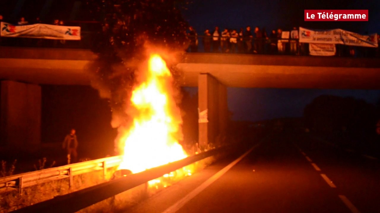 Tilly-Sabco. Plusieurs feux de pneus allumés cette nuit