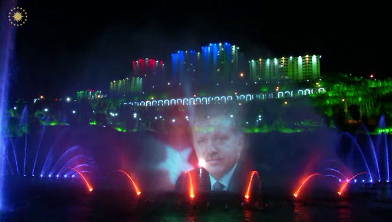 Cumhurbaşkanı Gül, Yeni Açılan Kuzey Yıldızı Parkı'nı Ziyaret Etti