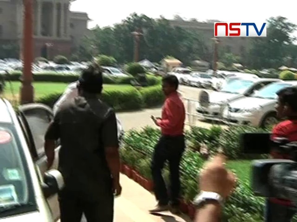 Jayalalitha to take strict action against Dhoti band
