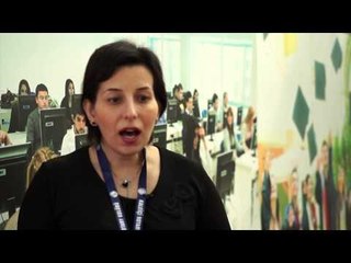 İzmir Üniversitesi öğrencilerini iş dünyasına nasıl hazırlıyor?