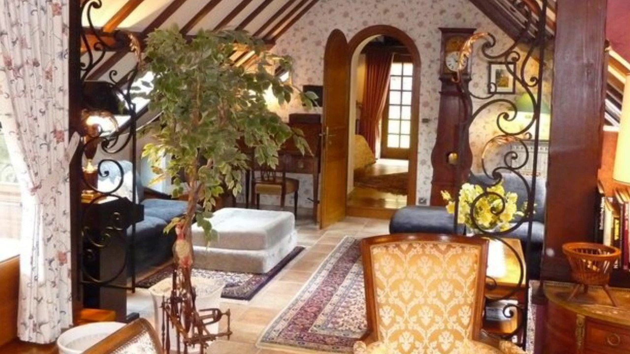 Esprit SudEst : Maison avec grand terrain à vendre en savoie proche du Lac d'Aiguebelette