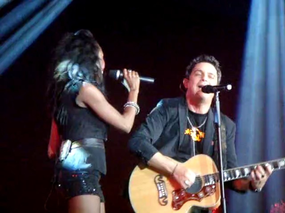 Alejandro Sanz - Looking for Paradise