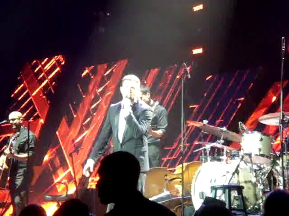 Michael Buble - Close Your Eyes