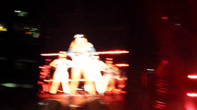 On The Run Tour: Beyoncé - Run the World (Girls)