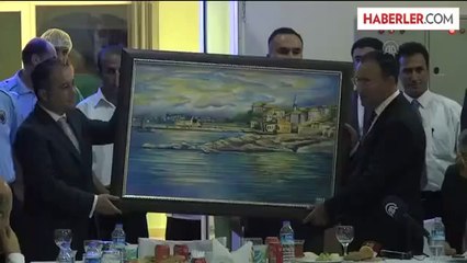 Adalet Bakanı Bozdağ, mahkumlarla iftar yaptı -