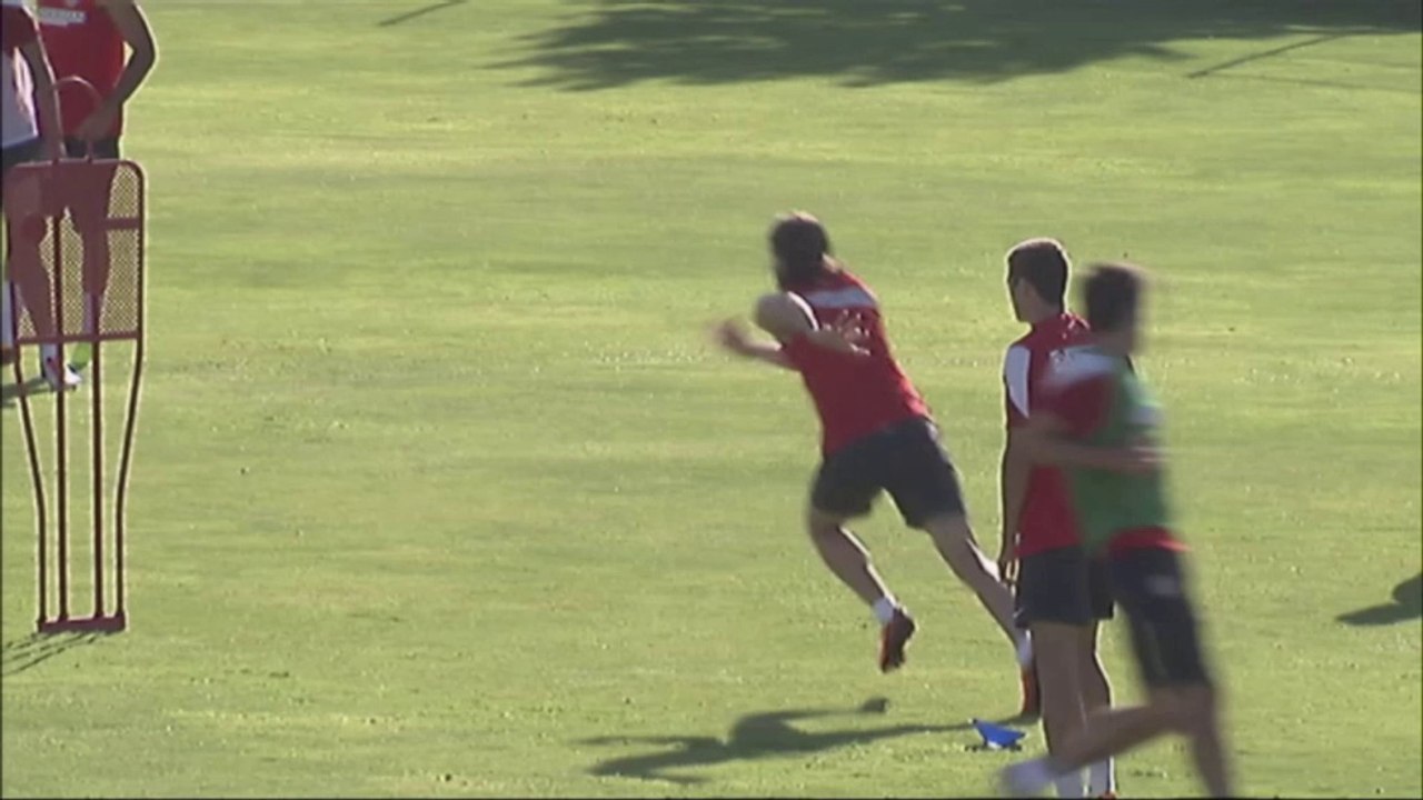 Chelsea holt Filipe Luis von Atletico