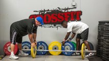 14-year-old breaks U.S. weightlifting record