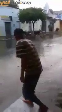 Arkanı döndüğün adam yavşak olmayacak. Yoksa suyu boylarsın :)