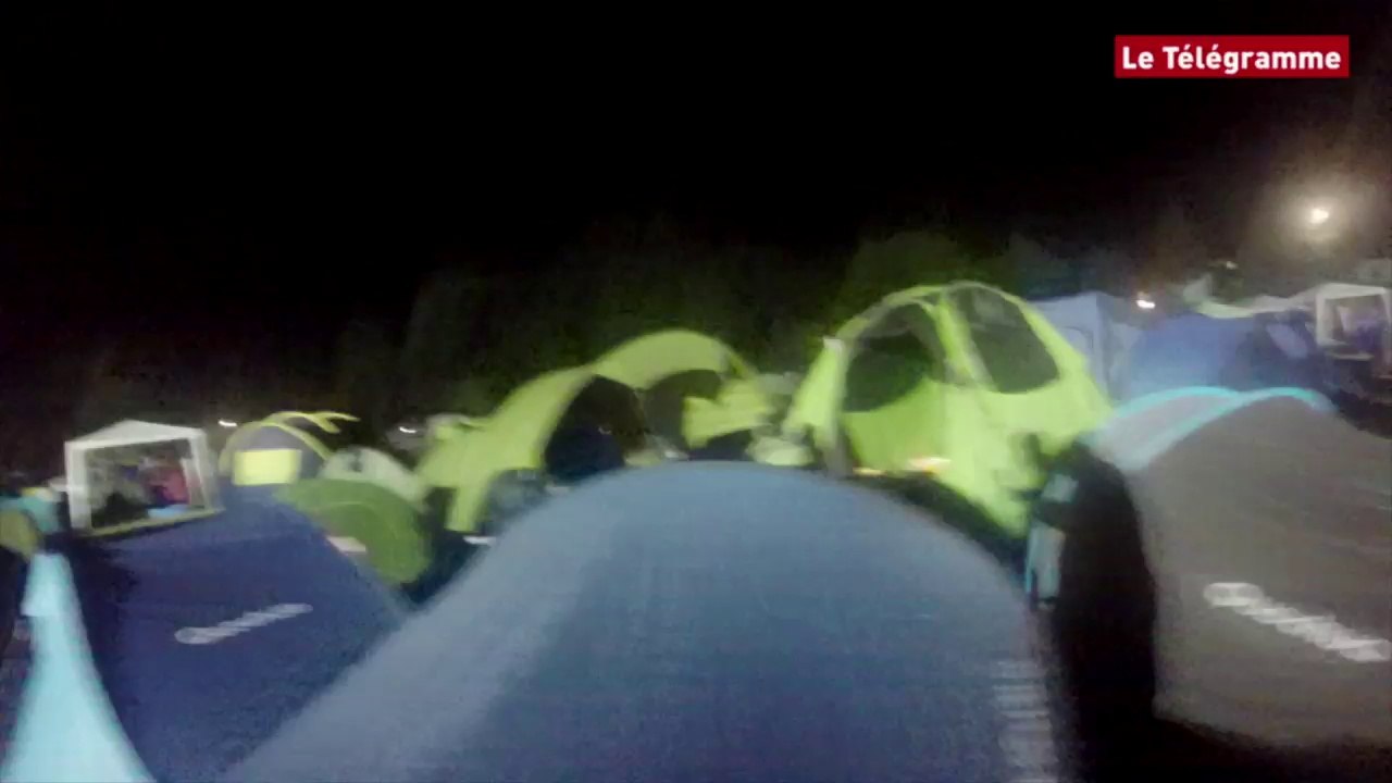 Vieilles Charrues 2014. Veillée d'armes au camping