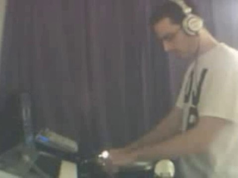 je prends le mic pour faire des dommages