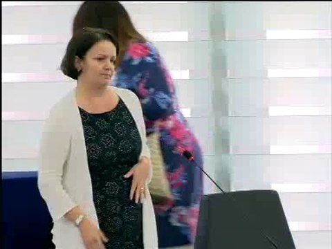 Mara Bizzotto al Parlamento Europeo: lavoro ai nostri giovani e stop immigrazione.