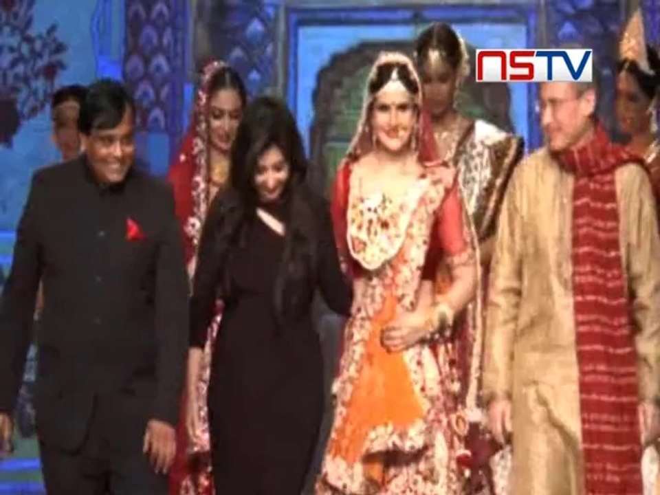Bollywood beauties created fire on IIJW day 2