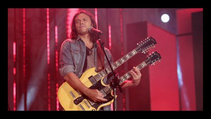 Gianluca Grignani pubblica la foto della famiglia