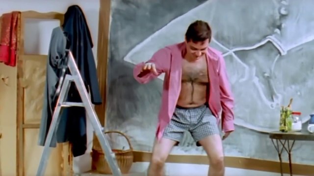 Gul Panang & Vinay Pathak Hot Kising Scene _ Bollywood Intimate Scene