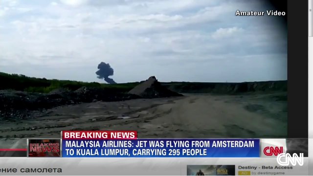 Malaysia Airlines crash_ Video shows the moment MH17 crashed