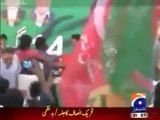 Intensive Fight Between Two Groups In PTI Jalsa Rahim Yar Khan