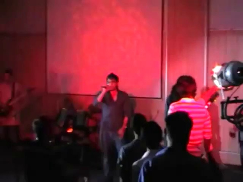 Live Performance 'Garaj Baras' By Band Seven (2010)