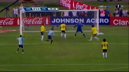 Luis Navas - Lionel Messi vs Colombia