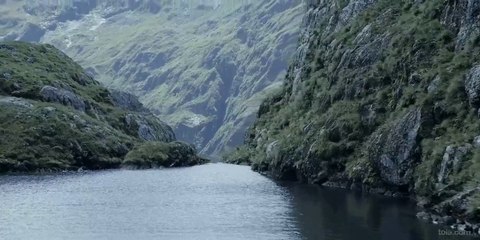 İzlerken kendinizi görüntünün içinde hissedeceksiniz!